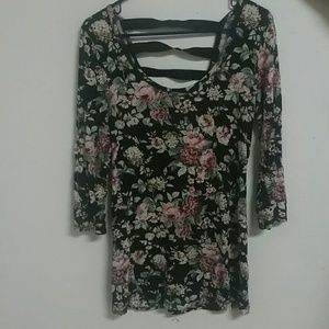 Forever 21 3/4 sleeve floral shirt