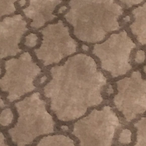 Meet your Posher, Hannah - Picture 1 of 1