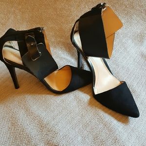 Black Zara heels