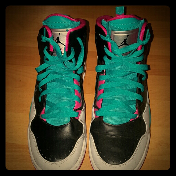 Nike Air Jordan Flight SC 3 Men?s Basketball Shoes