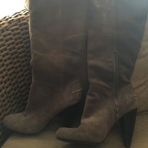 Suede tan boots!