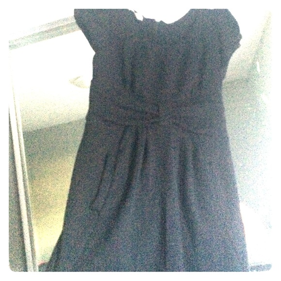 LBD with bows and pockets!!!