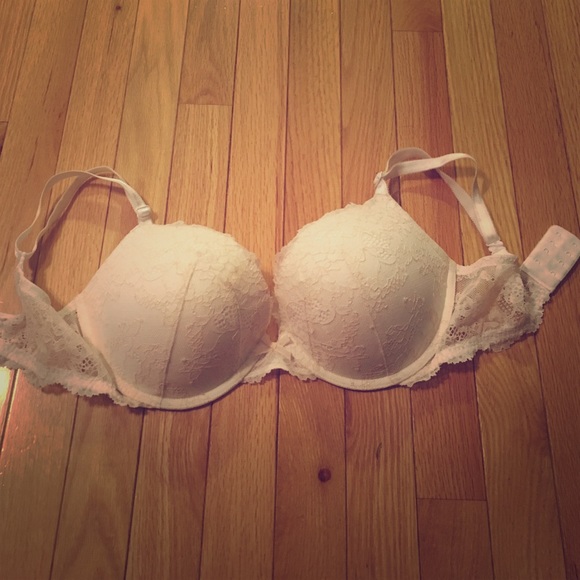 Victoria's Secret Bra Size 34DD
