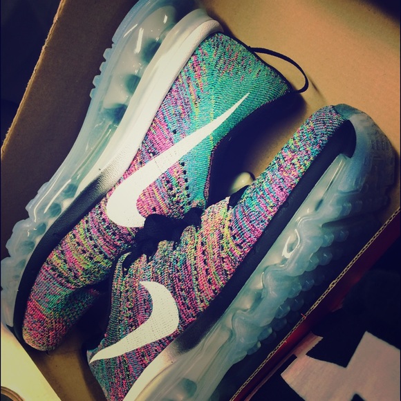 Nike fly knit air max 💗💗💗
