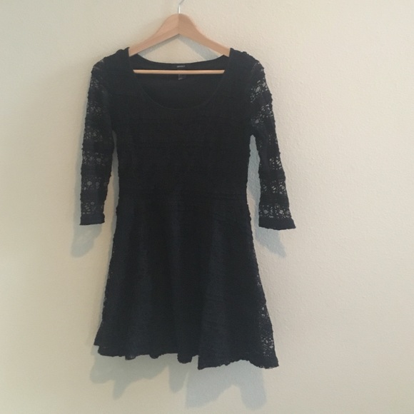 Black 3/4 sleeves lace skater dress