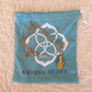 Kendra Scott necklace