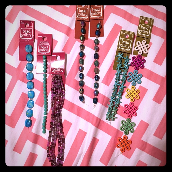 7 sets of beads - Picture 1 of 4