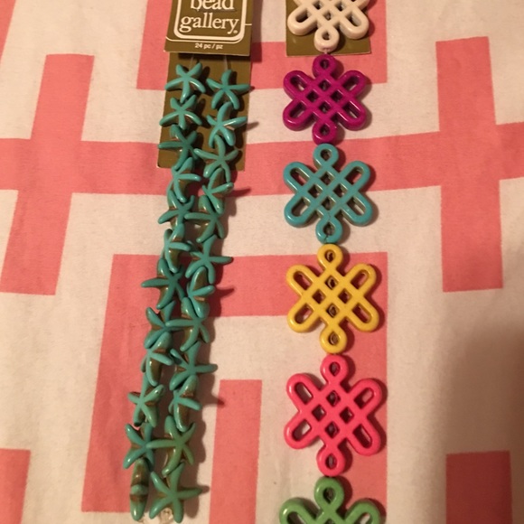 7 sets of beads - Picture 4 of 4