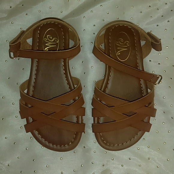 Children's shoes