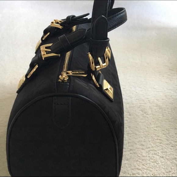 New! MICHAEL KORS MK logo purse /Authentic - Picture 5 of 6