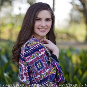 Meet your Posher, Brooke