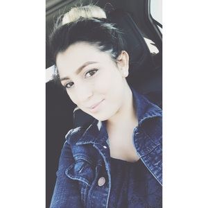 Meet your Posher, Arielle