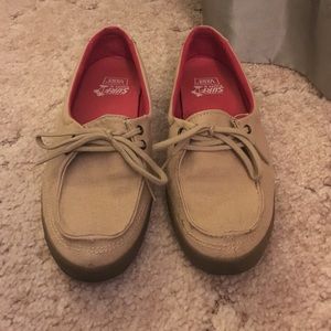 khaki vans