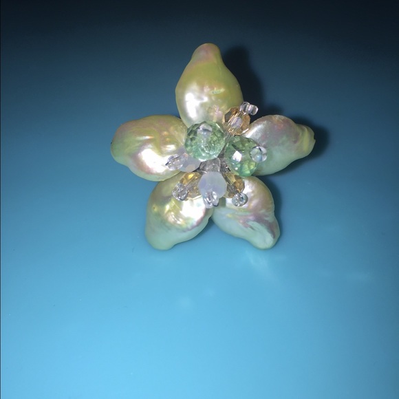 🚨Flower Ring - Picture 2 of 3