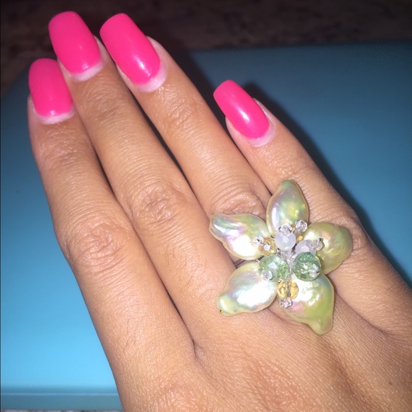 🚨Flower Ring - Picture 3 of 3