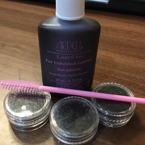 DIY lash extensions