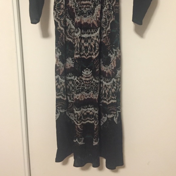 Dress - Picture 2 of 4