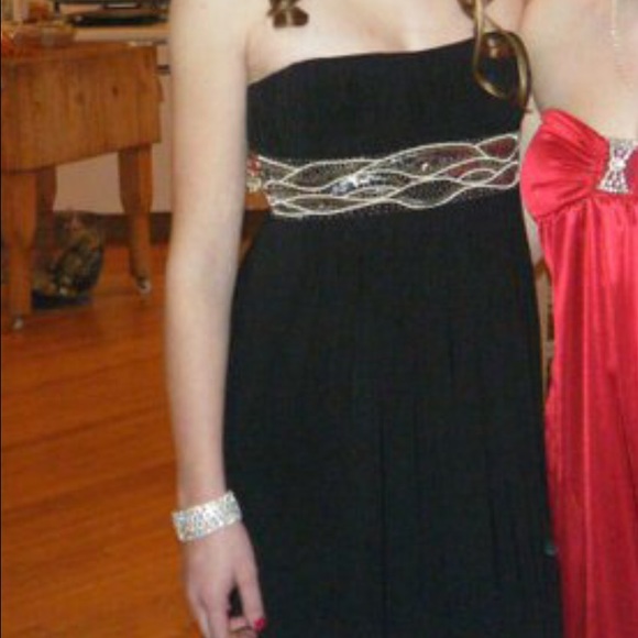 Floor length dress formal dress w/ silver beading - Picture 1 of 2