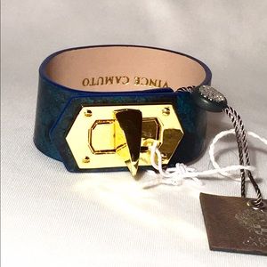 Vince Camuto Leather Snakeskin horn-lock bracelet