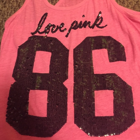 PINK tank top😊