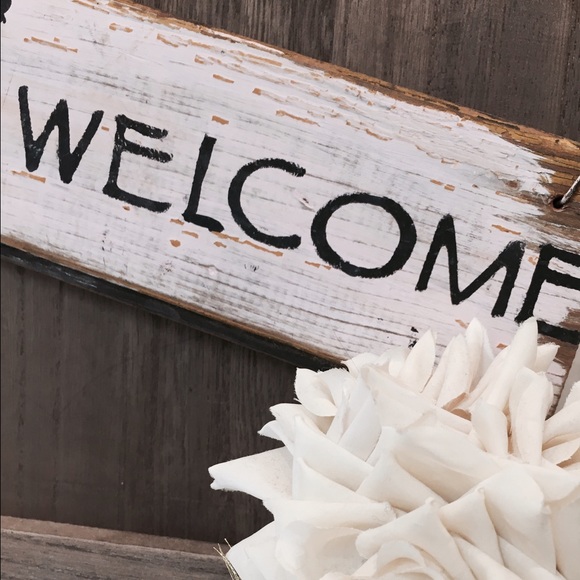 Meet your Posher, Amy - Picture 2 of 2