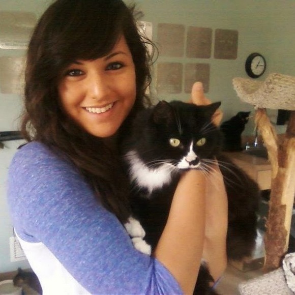 Meet your Posher, Christina - Picture 1 of 1