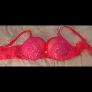 Victoria secret very sexy push up