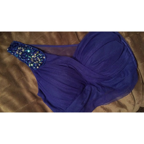 Two-piece homecoming dress - Picture 3 of 4