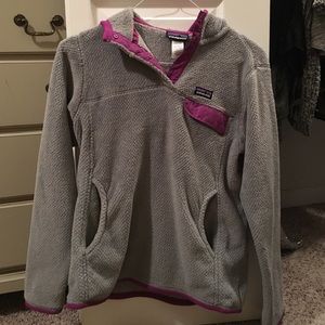 Complete Steal!! Woman's Patagonia W/ Hoodie