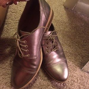 Sliver oxfords
