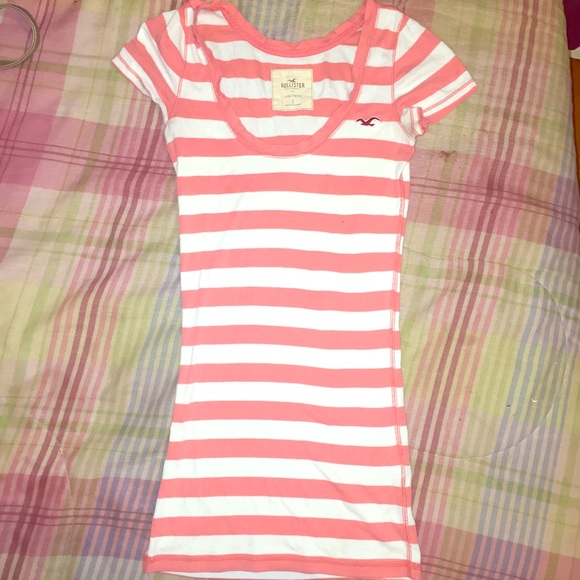 Hollister Tee