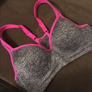 Danskin sport bra 34B