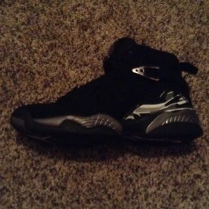 Jordan 8 size 7 wore one time like new
