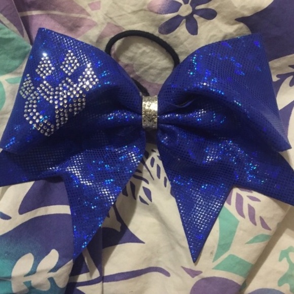 cheer athletics bow