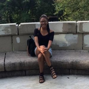 Meet your Posher, Nadia