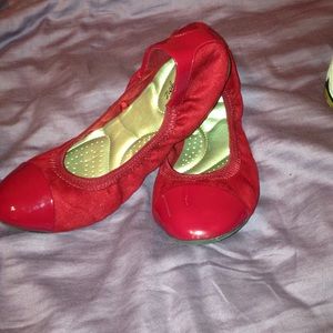 red scrunch flats (size 7 1/2)