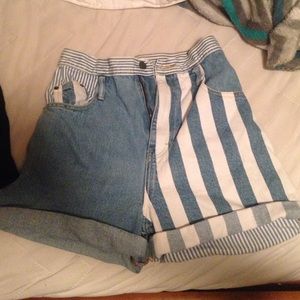 Vintage high waisted pin stripe shorts