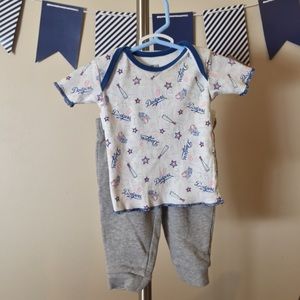 Dodgers baseball top and bottom