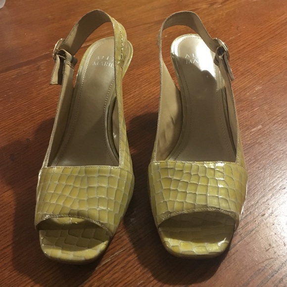 Alex Marie heels - Picture 1 of 4