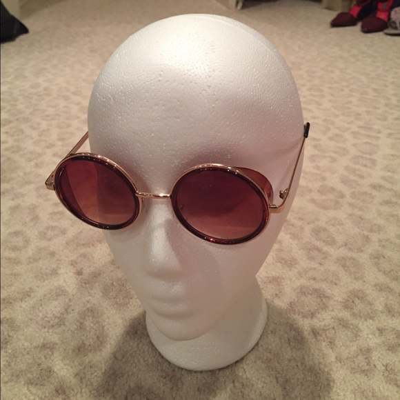 Brown/Gold Round Vintage Sunglasses