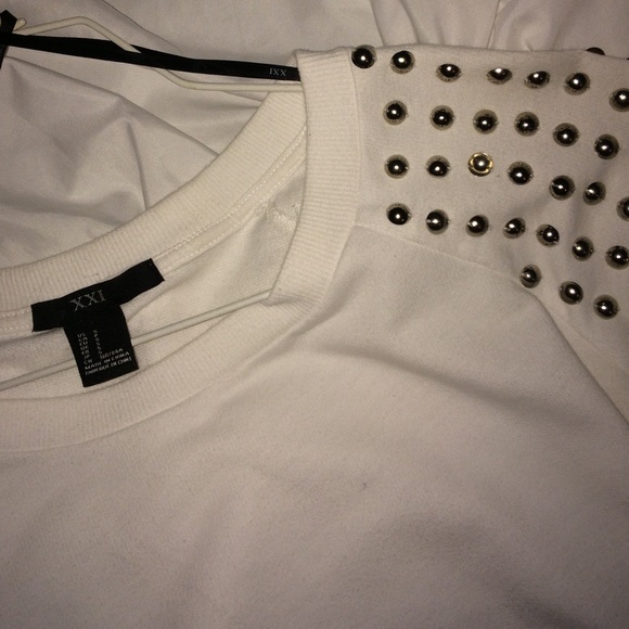 F21 white shirt - Picture 2 of 2