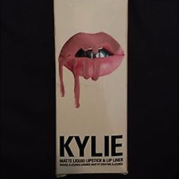 Kylie lip kit shade Koko k