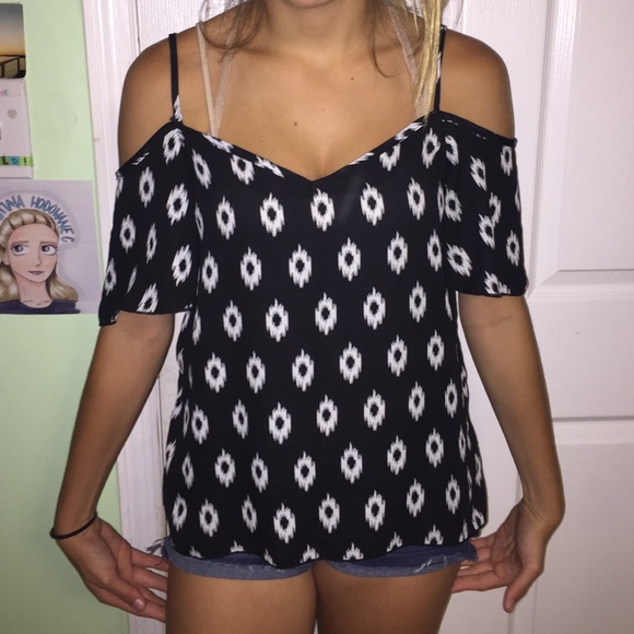 Off the shoulder black and white shirt