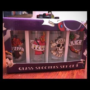 4 skull shot glasses