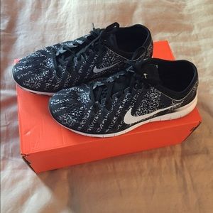 Womens Nike Free 8