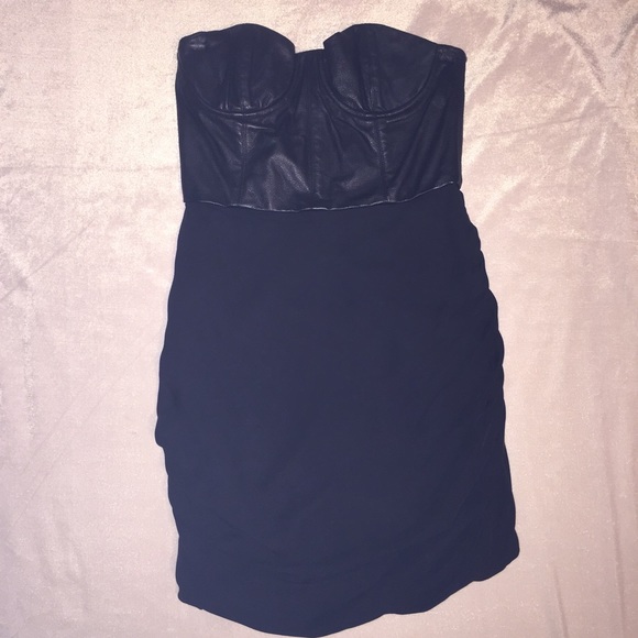SOLD! Alice + Olivia Roxanne Bustier Leather Dress - Picture 2 of 4