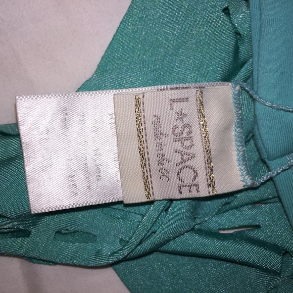 L*space swim top, 9/10 condition - Picture 2 of 2