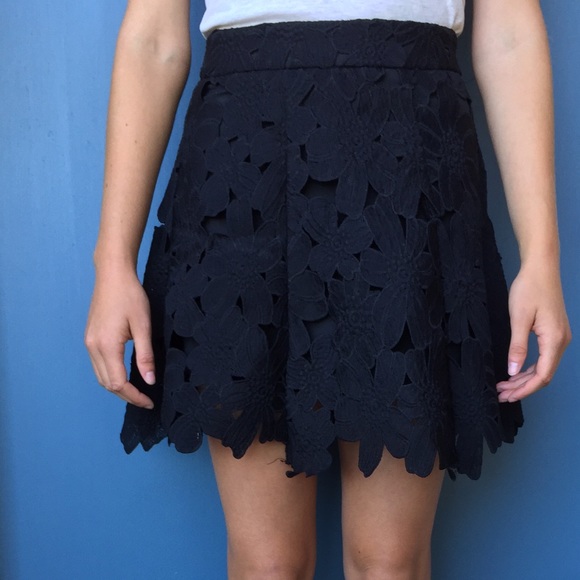Black Giant Flower Lace A-Line Mini Skirt / ANGL - Picture 4 of 4