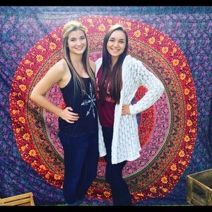 Meet your Posher, Alyssa