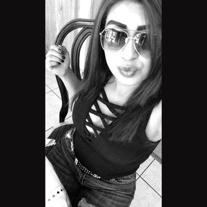 Meet your Posher, Yoana